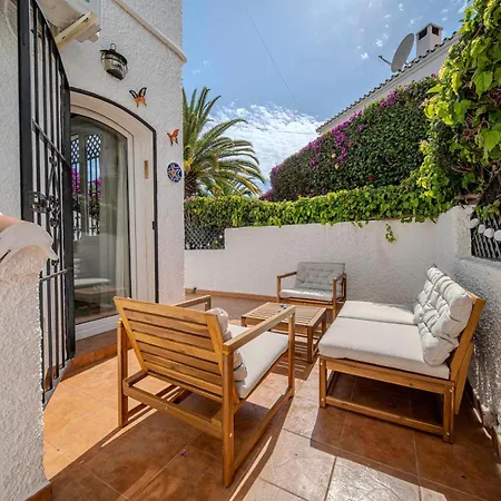 Casa Delily - Verano Azul With Pool Apartmán
